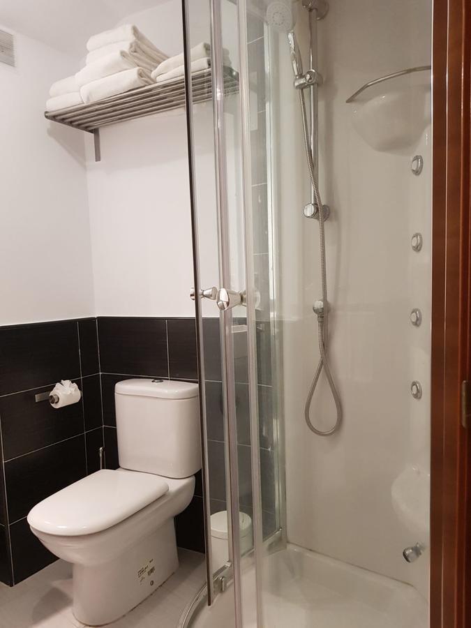 Апартаменты Duplex University - City Centre Толедо Экстерьер фото